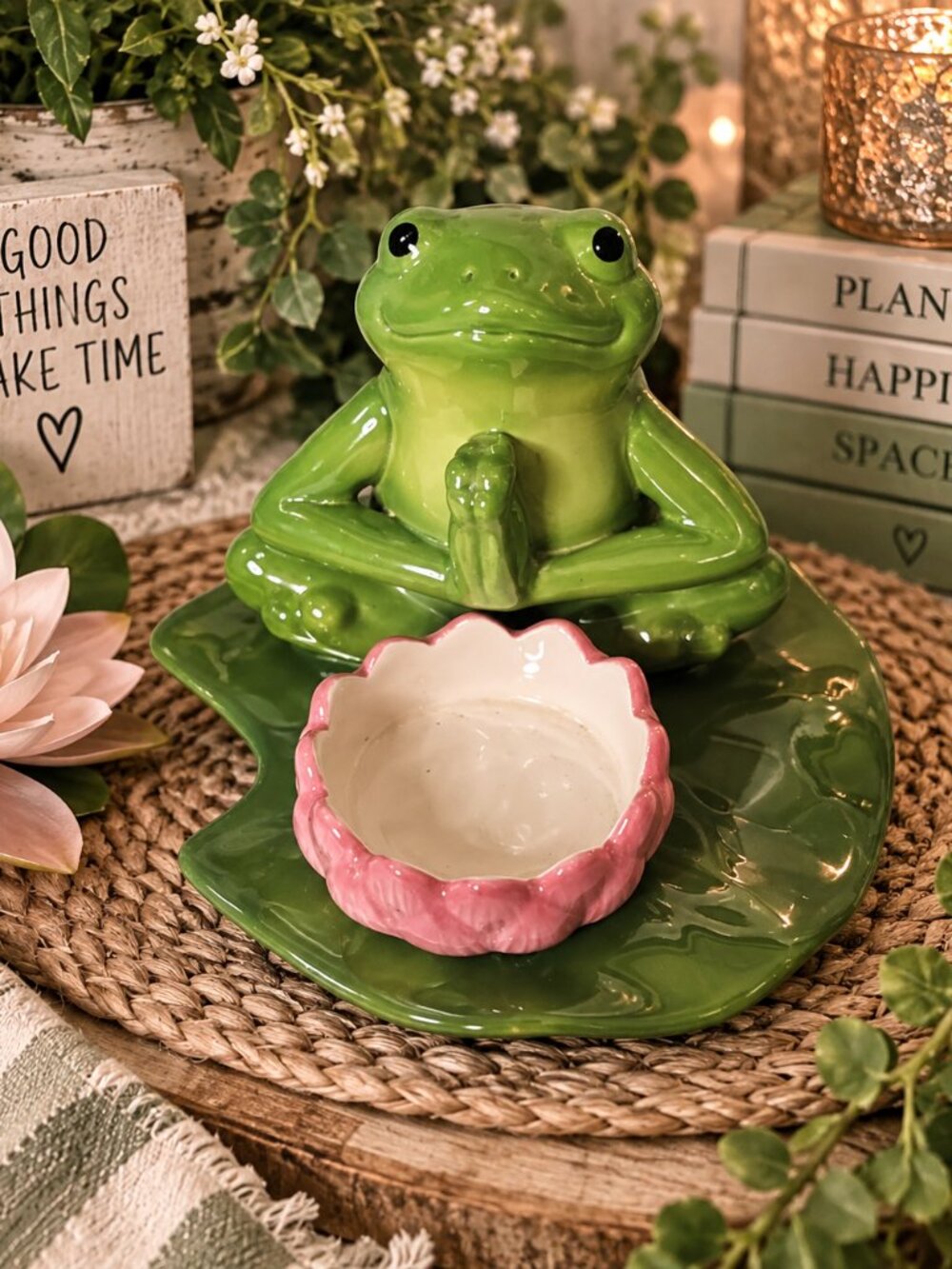 PartyLite Meditating Frog Lotus Flower Tealight Candle Holder Vintage